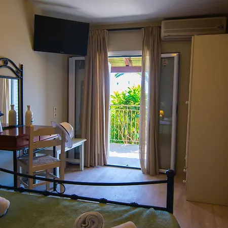Apartament Irilena And *
