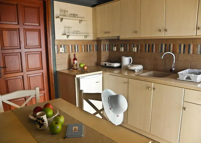 Irilena And شقة *