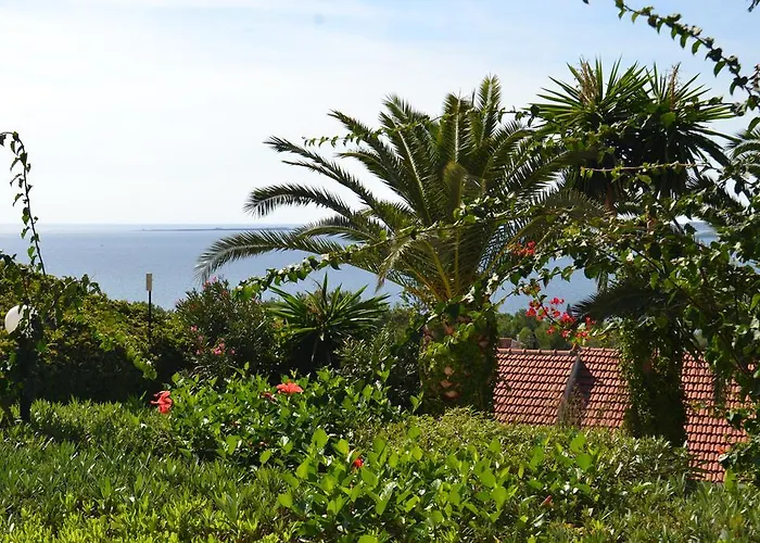 Irilena And شقة *