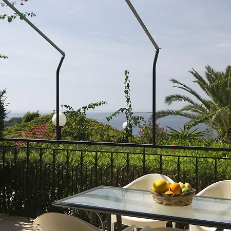 Appartement Irilena And *