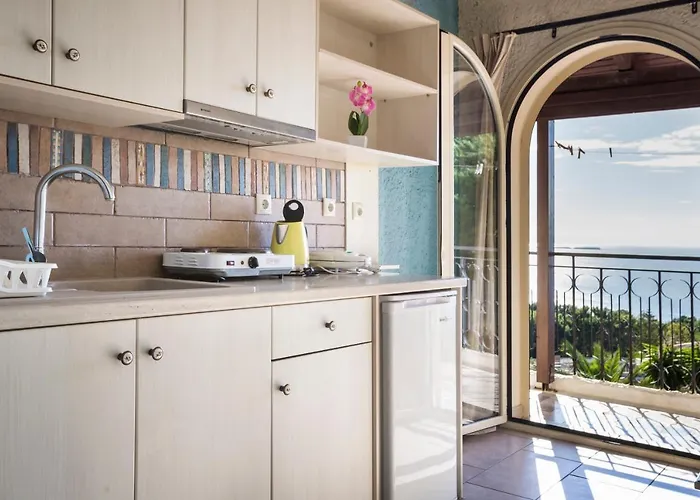 Irilena And Apartment Lassi (Kefalonia)