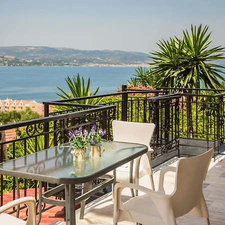 Apartment Irilena And